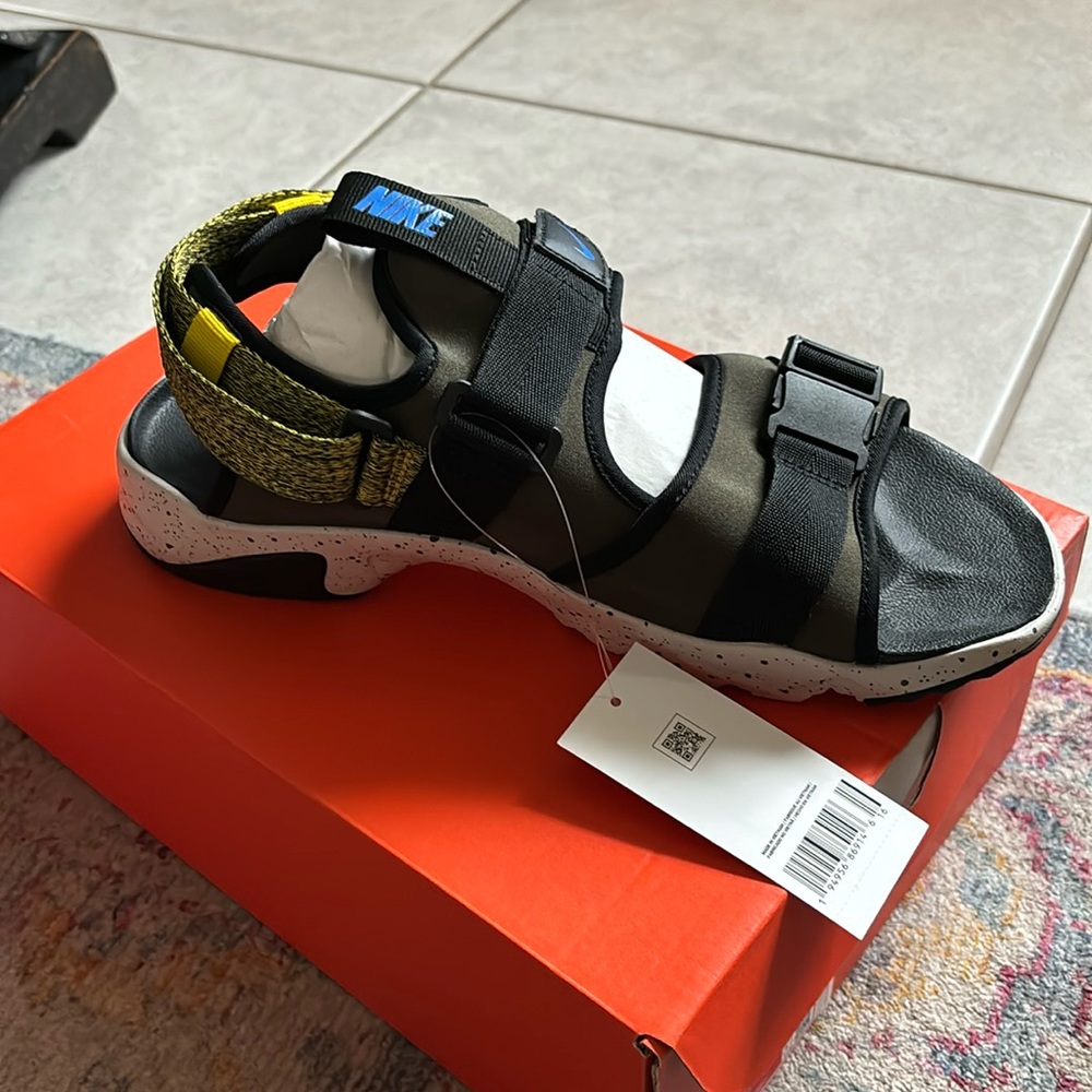 Nike Canyon Men Sandal